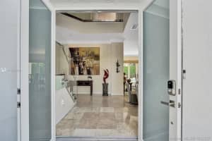 3722 NE 199th St, Aventura, FL 33180, Sold 01/22/21