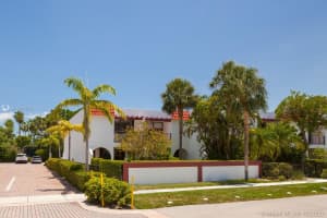 350 Grapetree Dr, Key Biscayne, FL 33149, Sold 02/17/21