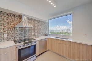 1541 Brickell Ave APT A1602, Miami, FL 33129, Sold 11/30/20