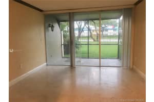 8850 Fontainebleau Blvd, Miami, FL 33172, Sold 10/26/20