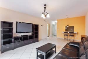 6713 N Kendall Dr, Miami, FL 33156, Sold 01/06/21