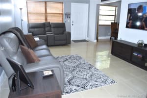 500 NE 2nd St, Dania Beach, FL 33004, Sold 10/30/20