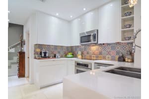 18445 NE 30th Ave, Aventura, FL 33160, Sold 12/29/20