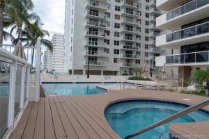 5757 Collins Ave # 305, Miami Beach, FL 33140, Sold 06/30/21