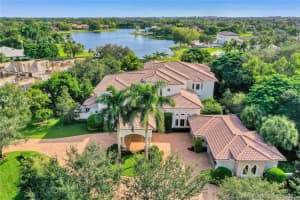 2920 Hunter Rd, Weston, FL 33331, Sold 07/01/21
