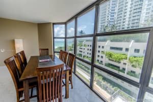 6423 Collins Ave, Miami Beach, FL 33141, Sold 05/28/21