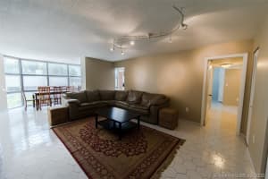 6423 Collins Ave, Miami Beach, FL 33141, Sold 05/28/21