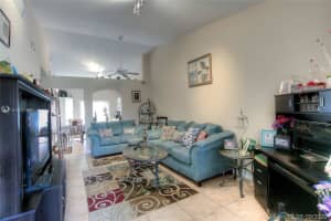 6990 NW 179th St, Hialeah, FL 33015, Sold 02/11/21