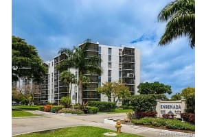 3475 N Country Club Dr, Miami, FL 33180, Sold 12/02/20