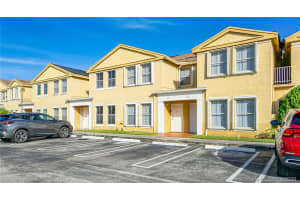 9187 Fontainebleau Blvd, Miami, FL 33172, Sold 11/13/20