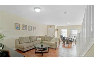 9187 Fontainebleau Blvd, Miami, FL 33172, Sold 11/13/20