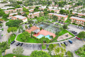 8925 Springtree Lakes Dr, Sunrise, FL 33351, Sold 11/16/20