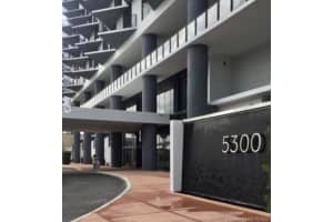 5300 Paseo Blvd, Doral, FL 33166, Sold 04/05/21