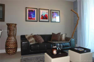 185 SW 7th St 12th floor, Miami, FL 33130, Sold 09/30/21