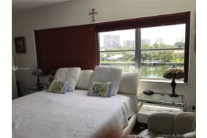 9381 E Bay Harbor Dr #404s, Bay Harbor Islands, FL 33154, Sold 01/21/21