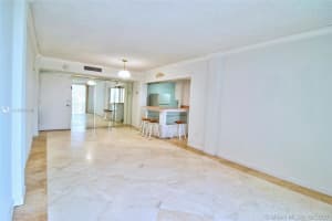 6701 NW 169th St APT B307, Hialeah, FL 33015, Sold 11/12/20