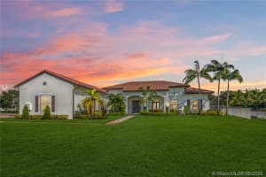 12595 SW 14th Pl, Davie, FL 33325, Sold 03/19/21