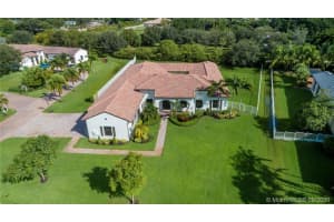 12595 SW 14th Pl, Davie, FL 33325, Sold 03/19/21