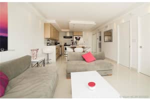 401 Ocean Dr, Miami Beach, FL 33139, Sold 12/07/20