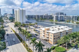2710 S Ocean Dr, Hollywood, FL 33019, Sold 03/01/21