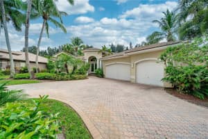 10060 S Lake Vista Cir, Davie, FL 33328, Sold 12/01/20