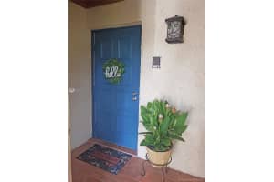6506 Kendale Lakes Dr, Miami, FL 33183, Sold 11/19/20