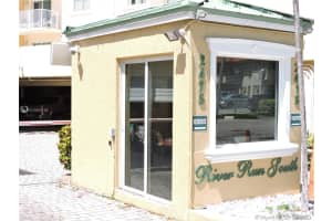 2415 NW 16th St Rd, Miami, FL 33125, Sold 11/08/21