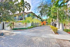 3050 McDonald St, Miami, FL 33133, Sold 12/31/20