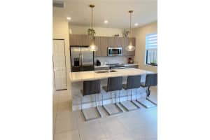 10407 NW 82nd St, Doral, FL 33178, Sold 11/10/20