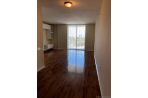 900 SW 8th St #500, Miami, FL 33130, Sold 02/01/21