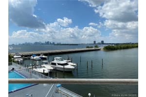 7904 West Dr, North Bay Village, FL 33141, Sold 07/16/21