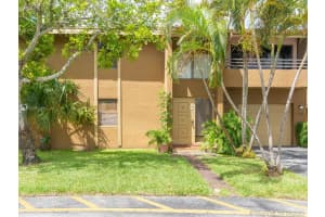 3042 E Missionwood Ln, Miramar, FL 33025, Sold 01/13/21