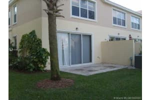 1184 Pinewood Lake Ct, Greenacres, FL 33415, Sold 11/20/20
