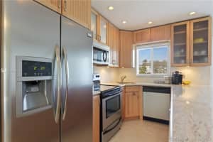 1000 SE 4th St, Fort Lauderdale, FL 33301, Sold 04/29/21