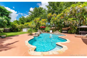 8806 SW 150th Pl Cir, Miami, FL 33196, Sold 11/12/20