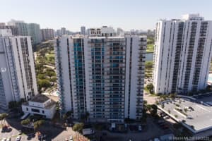 3701 N Country Club Dr, Aventura, FL 33180, Sold 01/20/21