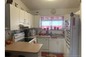 5810 W 18th Ln, Hialeah, FL 33012, Sold 12/04/20