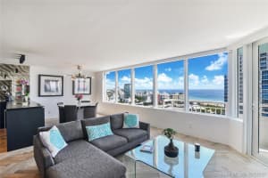 400 South Pointe Dr, Miami Beach, FL 33139, Sold 06/16/21