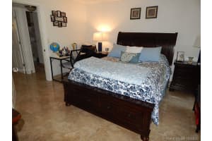 8015 SW 107th Ave, Miami, FL 33173, Sold 01/06/21