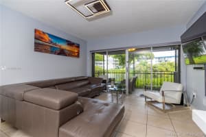 8775 Park Blvd, Miami, FL 33172, Sold 10/30/20