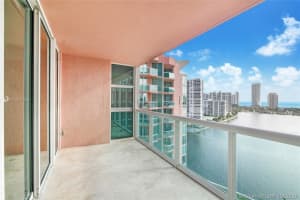 3370 Hidden Bay Dr, Aventura, FL 33180, Sold 01/25/21