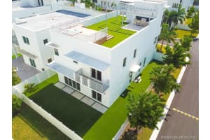 8291 NW 34th St, Doral, FL 33122, Sold 04/13/21