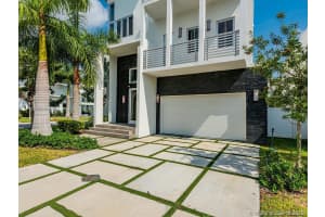 8291 NW 34th St, Doral, FL 33122, Sold 04/13/21
