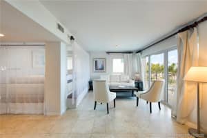 465 Ocean Dr, Miami Beach, FL 33139, Sold 12/22/20