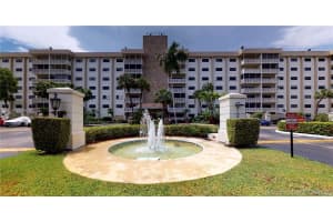 800 NE 195th St, Miami, FL 33179, Sold 01/25/21