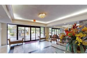 800 NE 195th St, Miami, FL 33179, Sold 01/25/21