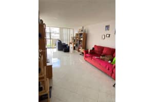 600 Parkview Dr # 1132, Hallandale Beach, FL 33009, Sold 09/15/21