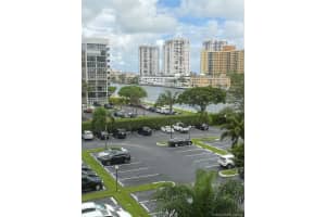 600 Parkview Dr # 1132, Hallandale Beach, FL 33009, Sold 09/15/21