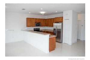 9792 NW 9th St, Miami, FL 33172, Sold 10/01/20