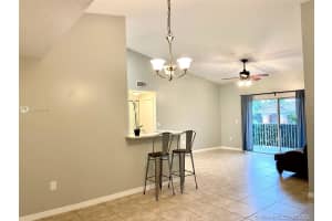 6928 SW 39th St APT A304, Davie, FL 33314, Sold 11/30/20
